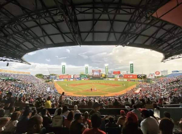 Estadio_quisqueya_santo_domingo_dominican_republic_1