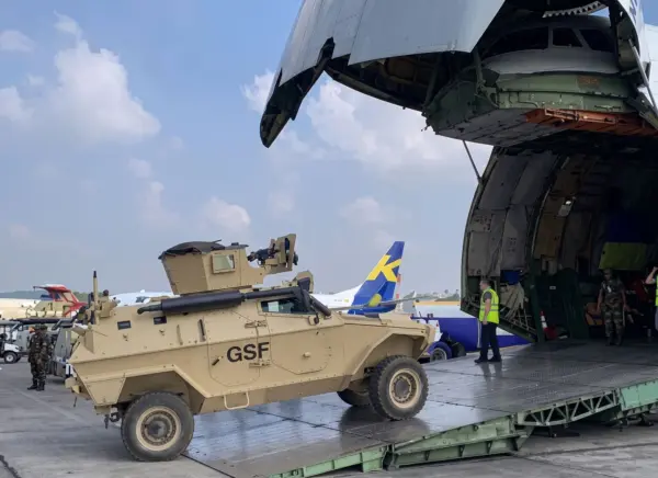 Traslado aéreo de más de 600 toneladas de equipos prioritarios desde Bangladés, destinados a reforzar las operaciones de la Fuerza de Represión de Pandillas (GSF) en Haití.