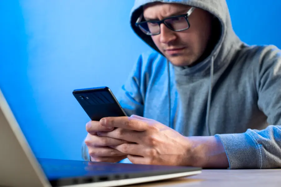 Ciberdelincuentes pueden usar tu número de teléfono para intentar tomar control de tus cuentas
