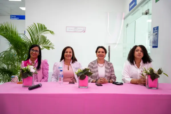 Ivette Rodríguez, Bianny Rodríguez, Jacqueline Díaz y Juliana O’Neal.