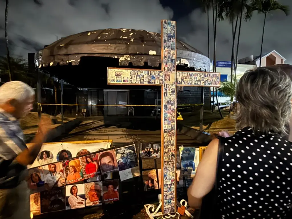 Padre Rogelio Cruz exige hasta 30 años de cárcel por tragedia del Jet Set