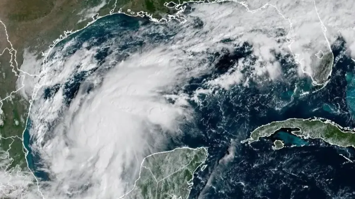 Tormenta tropical Isaías se convierte en huracán categoría 1