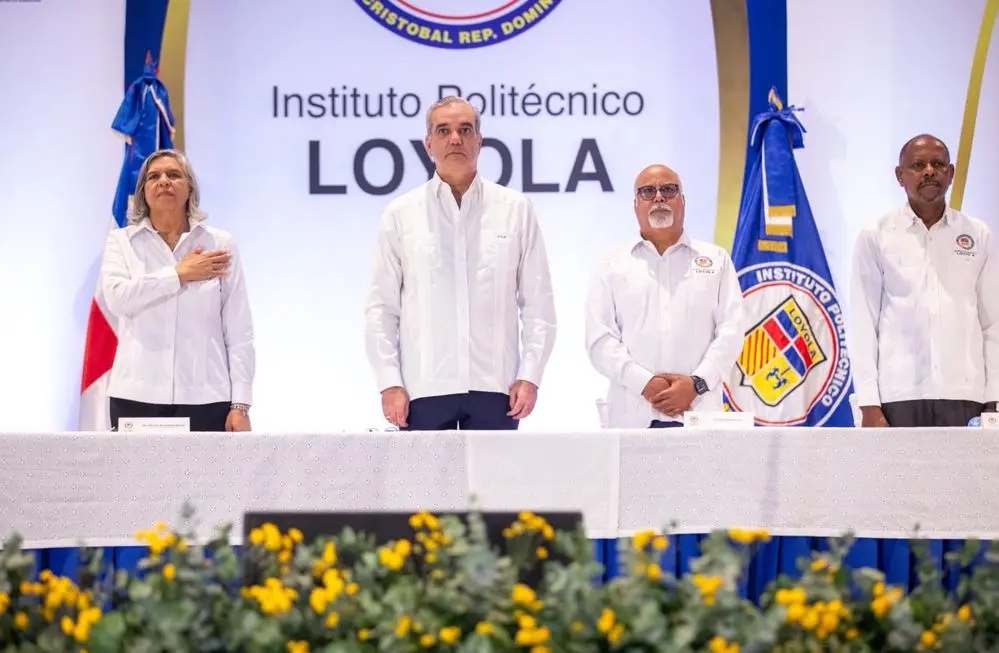 Luis Abinader durante acto de investidura en Loyola