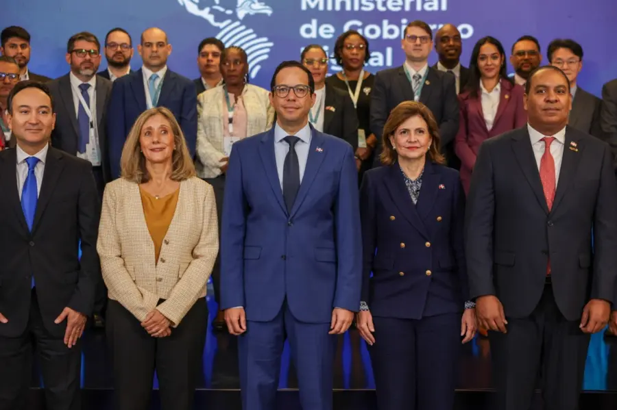 Ministro de Administración Pública, Sigmund Freund, propuso la creación de un Fondo Regional de Tecnología Soberana para América Latina y el Caribe.