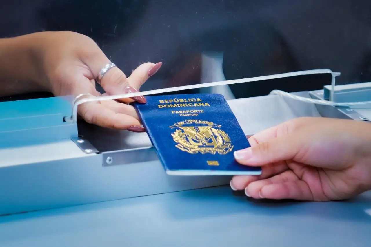 Pasaportes amplía a Italia el servicio del Pasaporte Electrónico y suma cinco ciudades en Europa