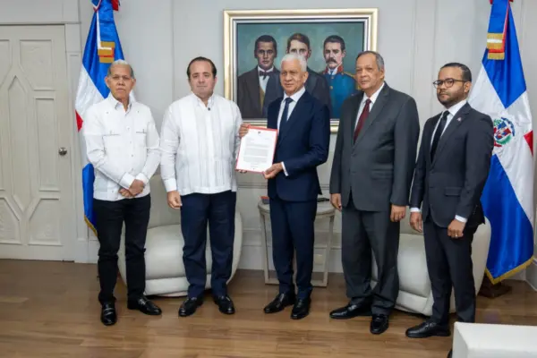 Poder Ejecutivo busca aprovechar zonas mineras y proteger suelos agrícolas con nuevo plan territorial