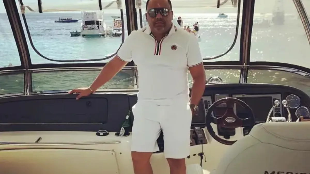Interesa comprar el apartamento de César el Abusador o el avión de Air Cocaine?