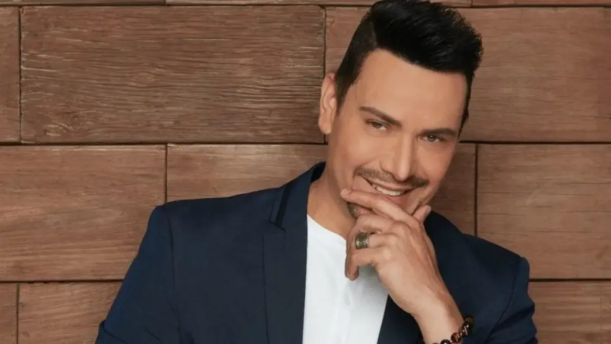 Víctor Manuelle celebra la Navidad puertorriqueña con un disco dedicado a la diáspora
