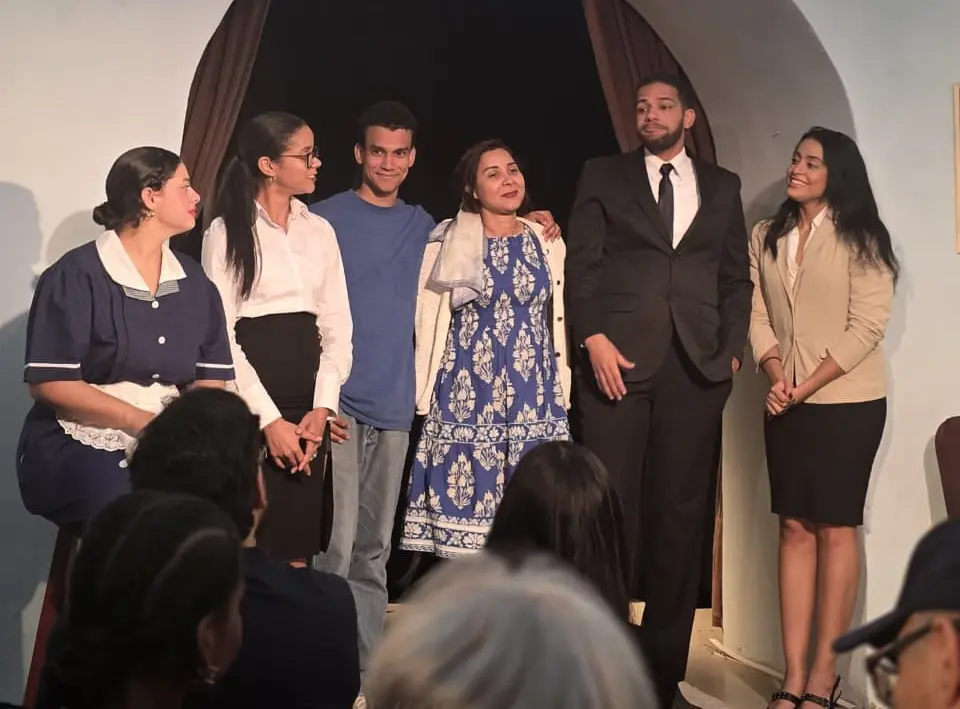 Familia, secretos y humor toman el escenario del Teatro Las Máscaras