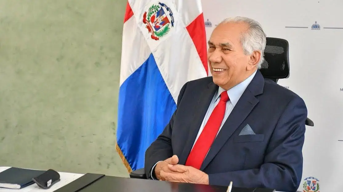 Exdirector del CONAPE explica manejo de recursos tras hallazgos de auditoría