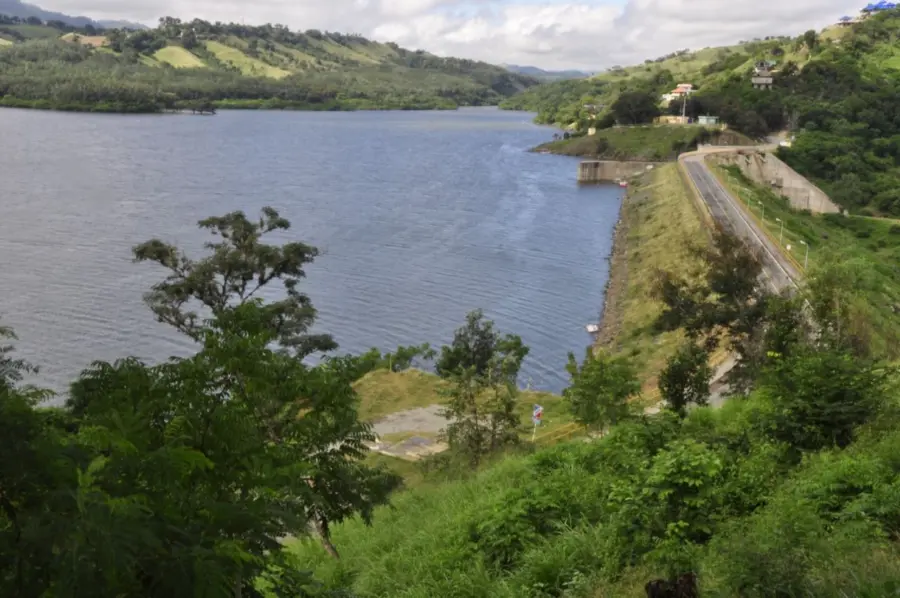 Presa de Tavera