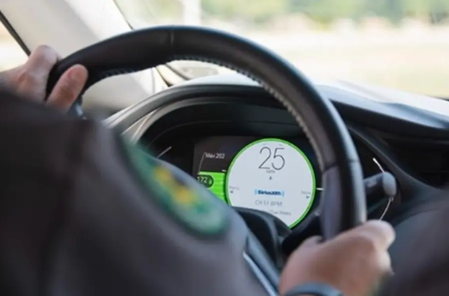 Conductores reincidentes por exceso de velocidad en NYC podrían ser obligados instalar limitadores
