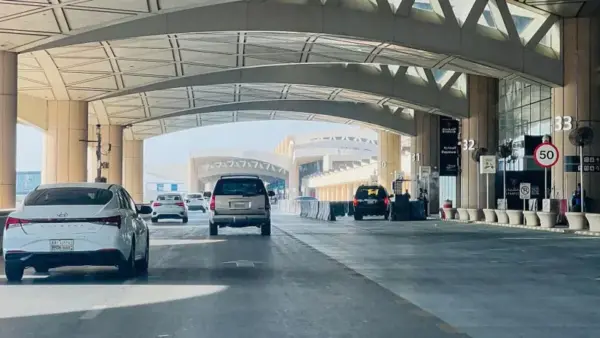 Al menos 12 muertos y 309 heridos en ataque contra el aeropuerto de Riad, Arabia Saudita