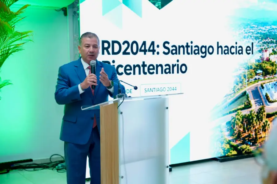 director del Centro de Estudio de Urbanismo e Infraestructura de la Fundación Global Democracia y Desarrollo (Funglode), César Fernández