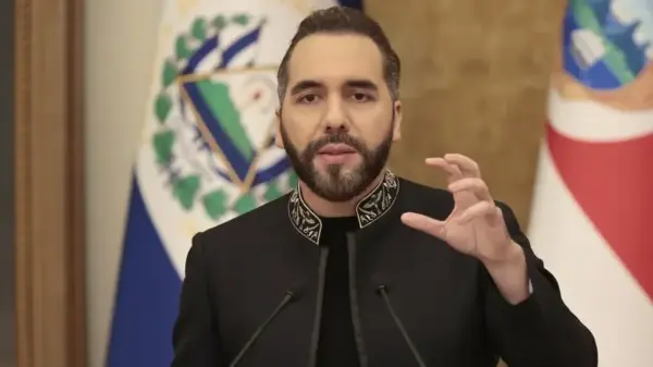 Fotografía de archivo del presidente de El Salvador, Nayib Bukele, durante una rueda de prensa, en San Salvador (El Salvador). EFE/ Rodrigo Sura