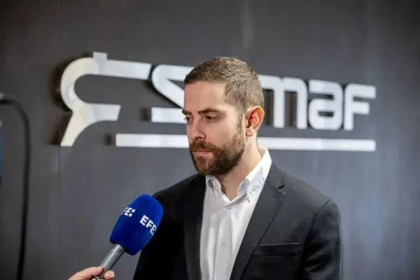 El secretario general del Sindicato Español de Maquinistas Ferroviarios (Semaf), Diego Martín, durante un encuentro con EFE en Madrid. EFE/ Fernando Villar