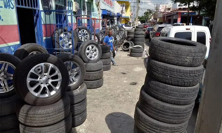 Ahora en una casa puede haber hasta 3 vehículos, pero ¿cuánto cuesta mantenerlos?