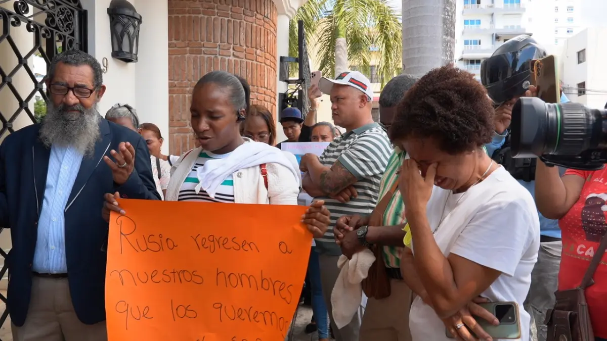 Eran mecánicos, electricistas y publicistas, pero terminaron en la guerra de Rusia; familias de 150 dominicanos claman por su regreso