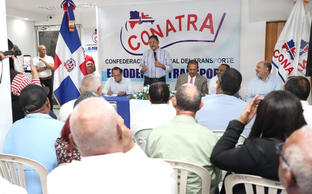 INTRANT fortalece diálogo con transportistas y crea comisión para revisión de expedientes
