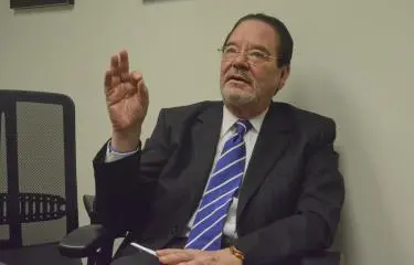 Especialista advierte sobre enfermedades inflamatorias intestinales y llama a detectar síntomas a tiempo