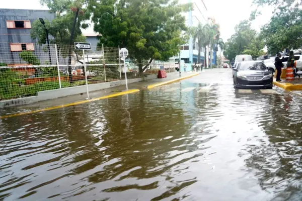 Santo Domingo en lluvias. Foto: Arleni Castillo