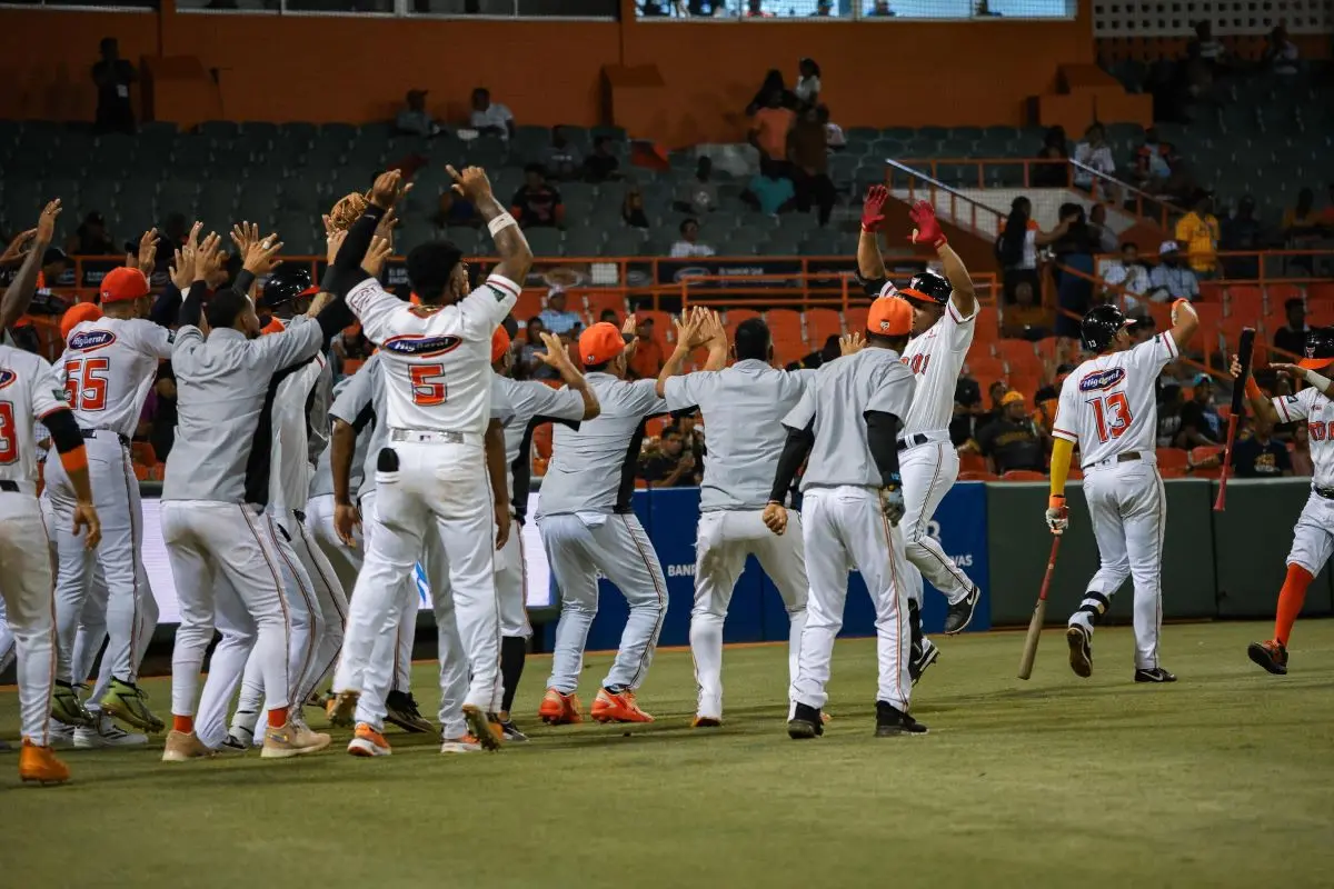 Toros le hacen "lío" a las Águilas y consiguen su tercer triunfo en el torneo