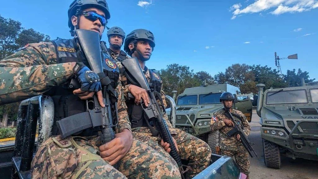 República Dominicana envía militares a frontera en medio de la creciente tensión en Haití