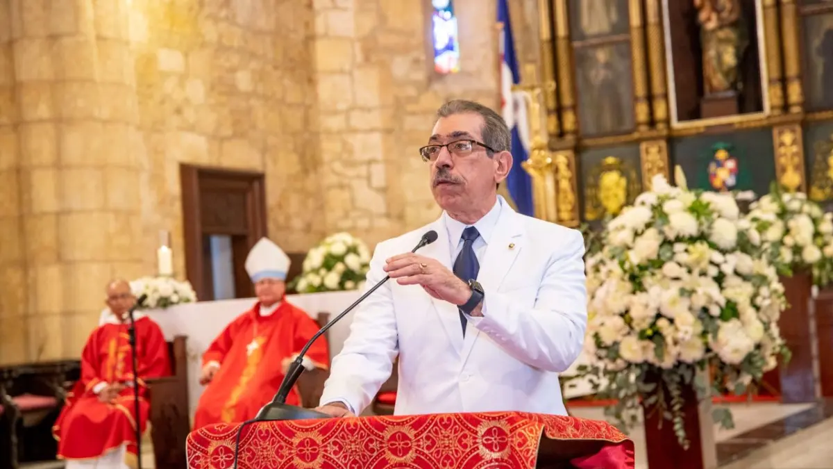 Rector UASD ve como reto uso de la tecnología sin olvidar principios humanos