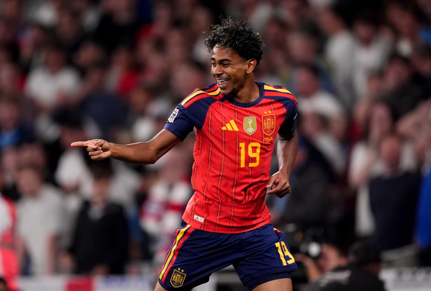 Yamal, Mbappé, Kane y Messi compiten por ganar el Balón de Oro